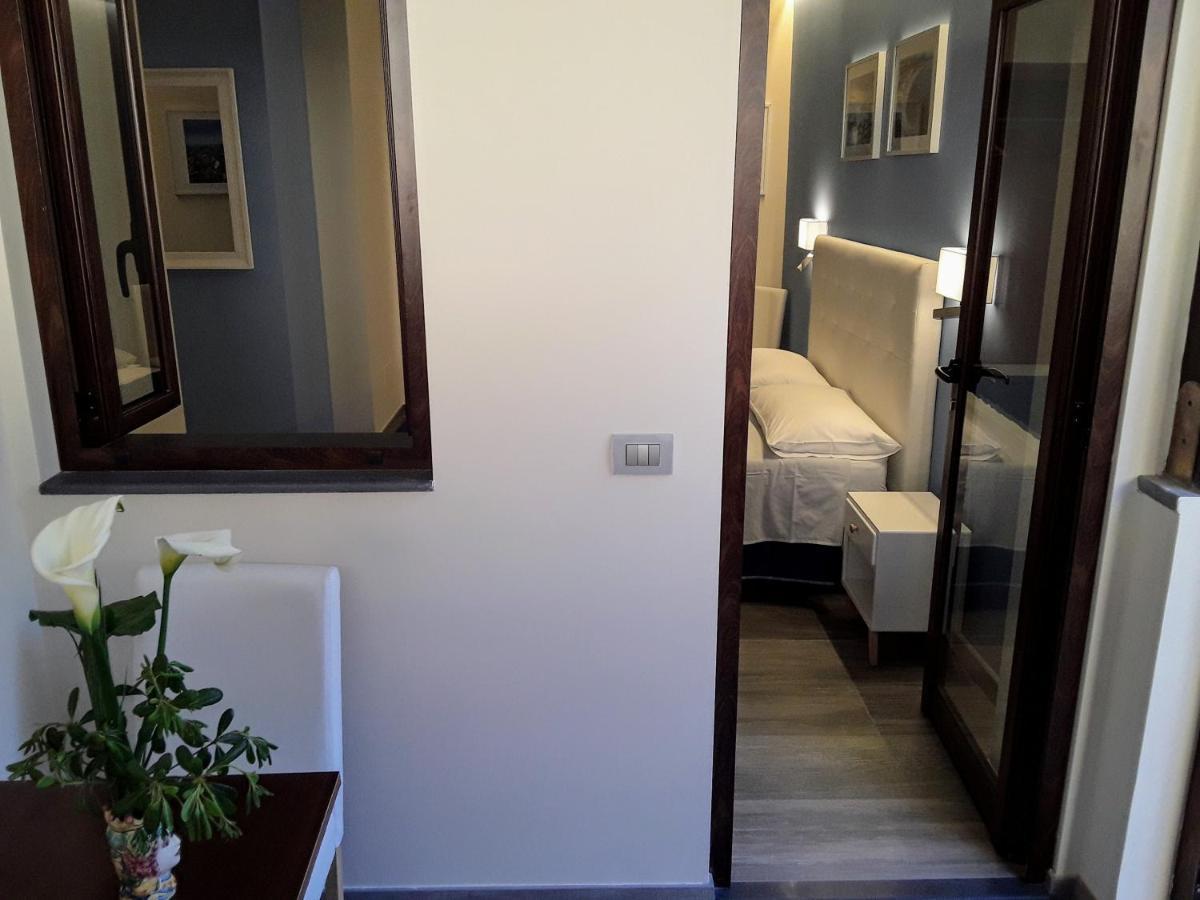 Al Castello B&B Милацо Екстериор снимка