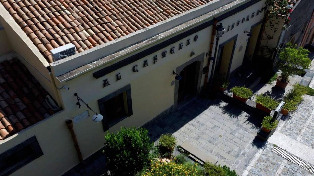 Al Castello B&B Милацо Екстериор снимка